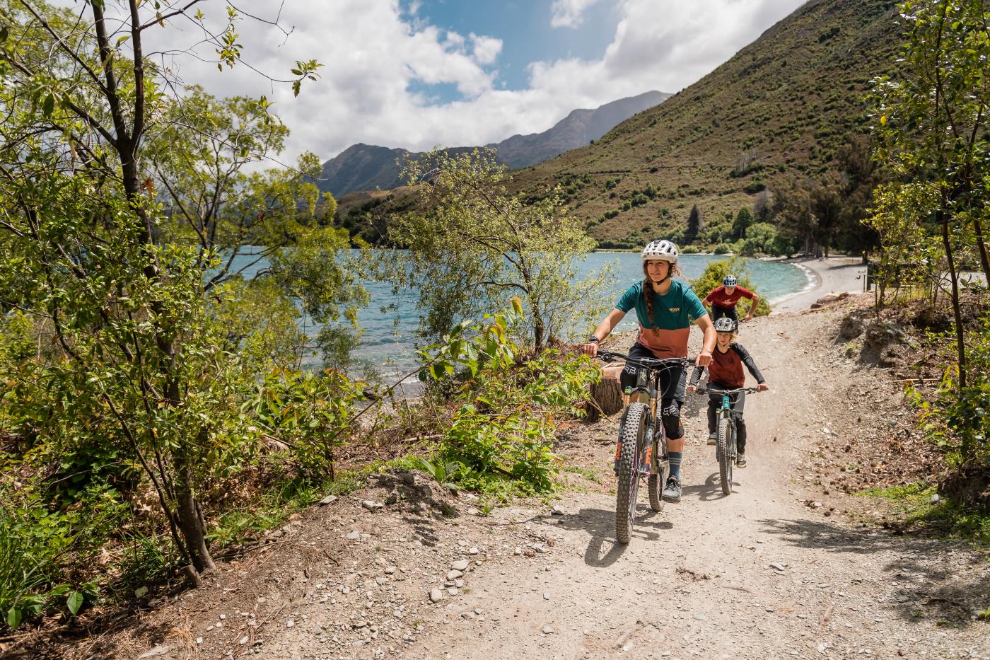 Mountain Biking at 7 Mile Scenic Reserve, Queenstown