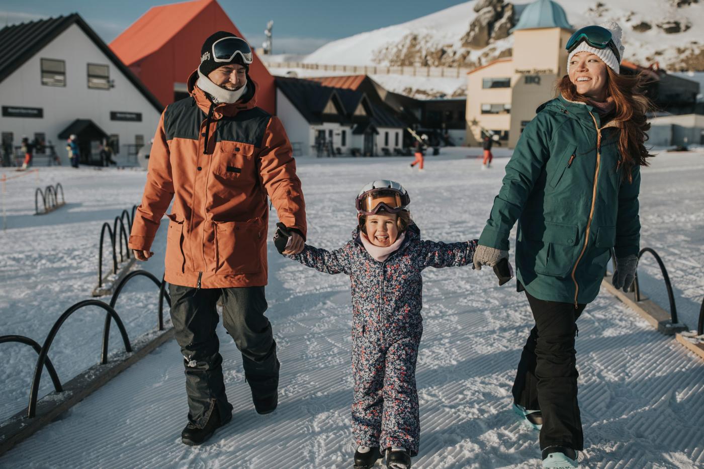 Family ski day at Cardrona Alpine Resort