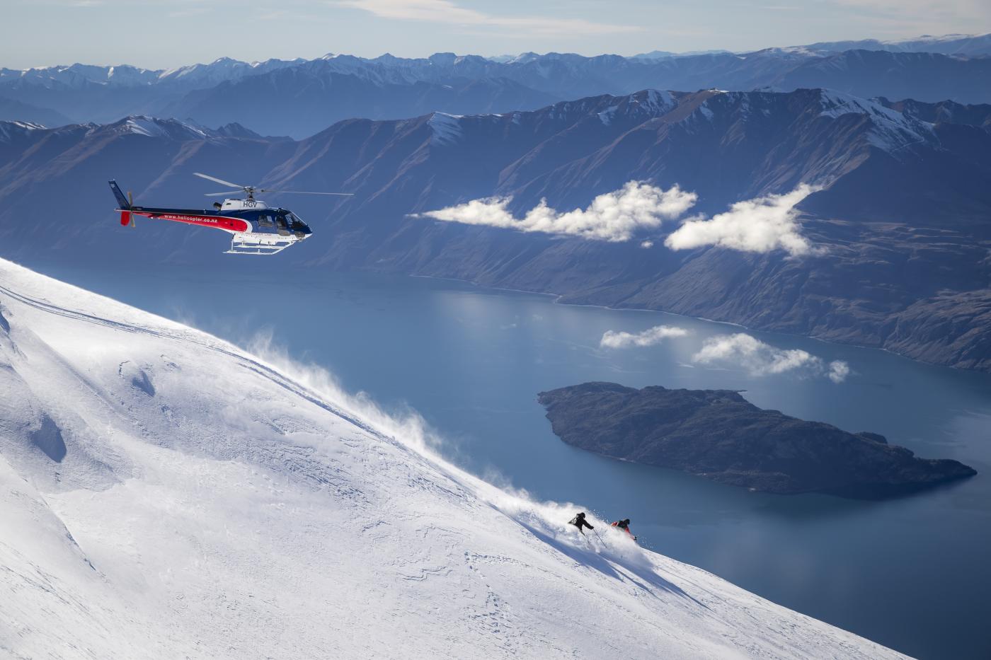 Heli Skiing, in the mountain near Glenorchy