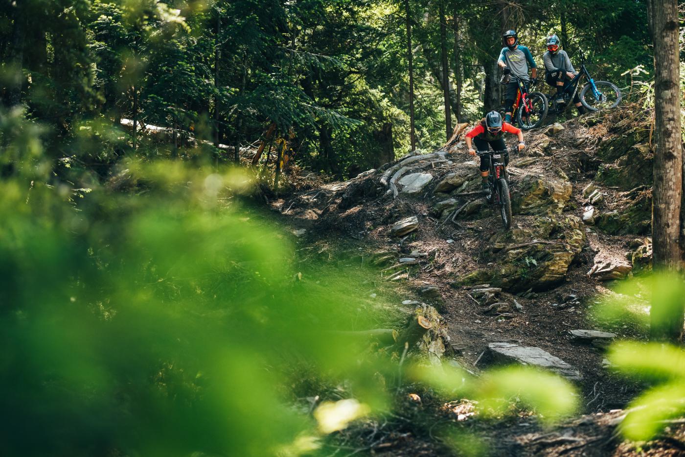 Queenstown Bike Park - Joel Tunbridge, Conor Macfarlane and Shania Rawson