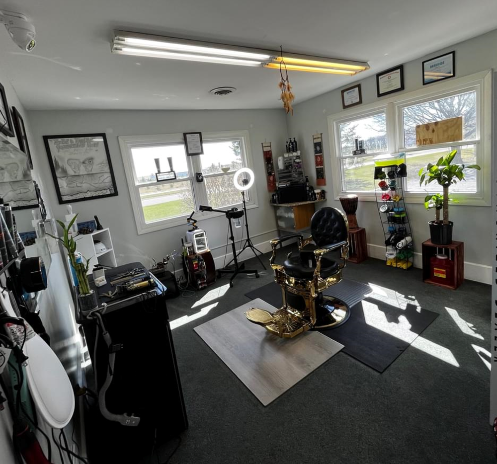Barber space in Lake Geneva