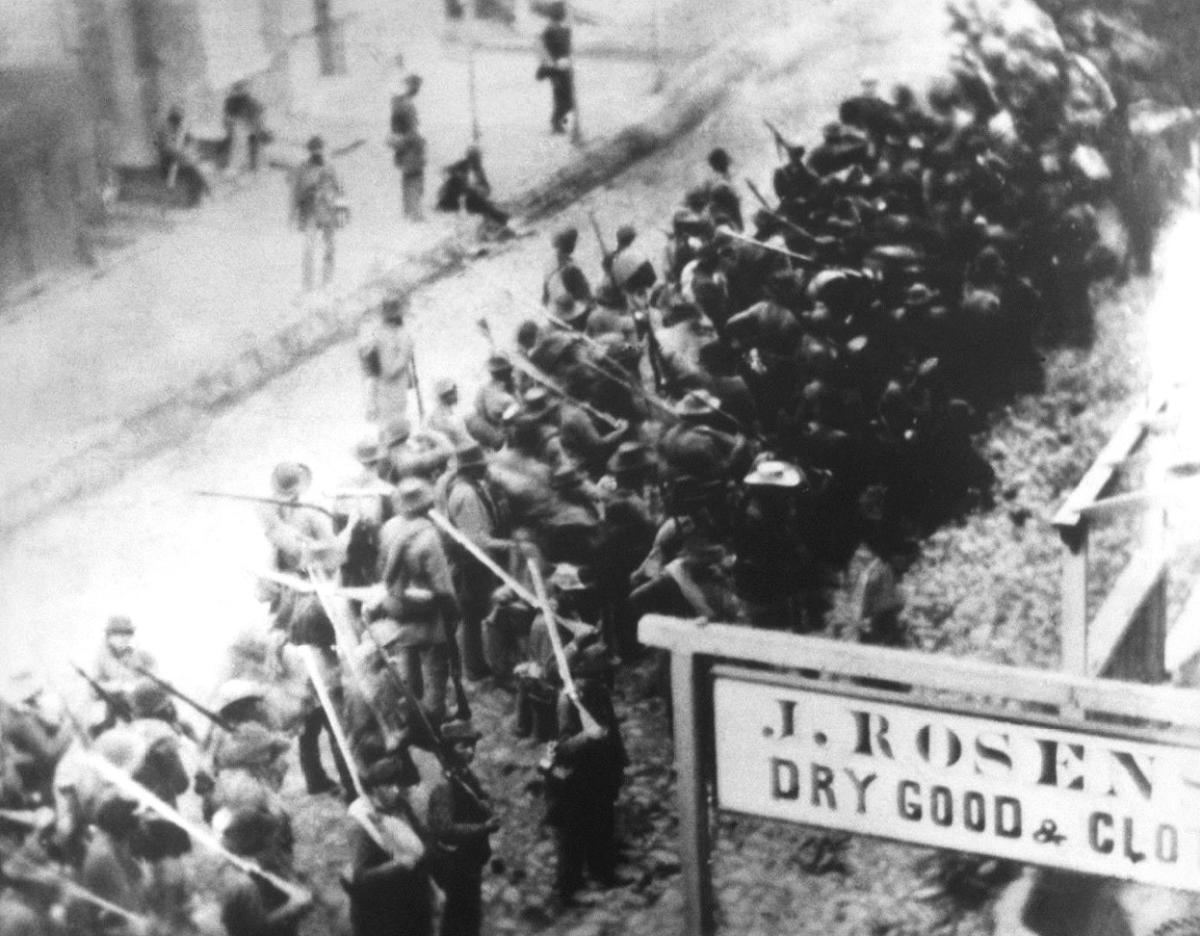 Civil War soldiers in Frederick