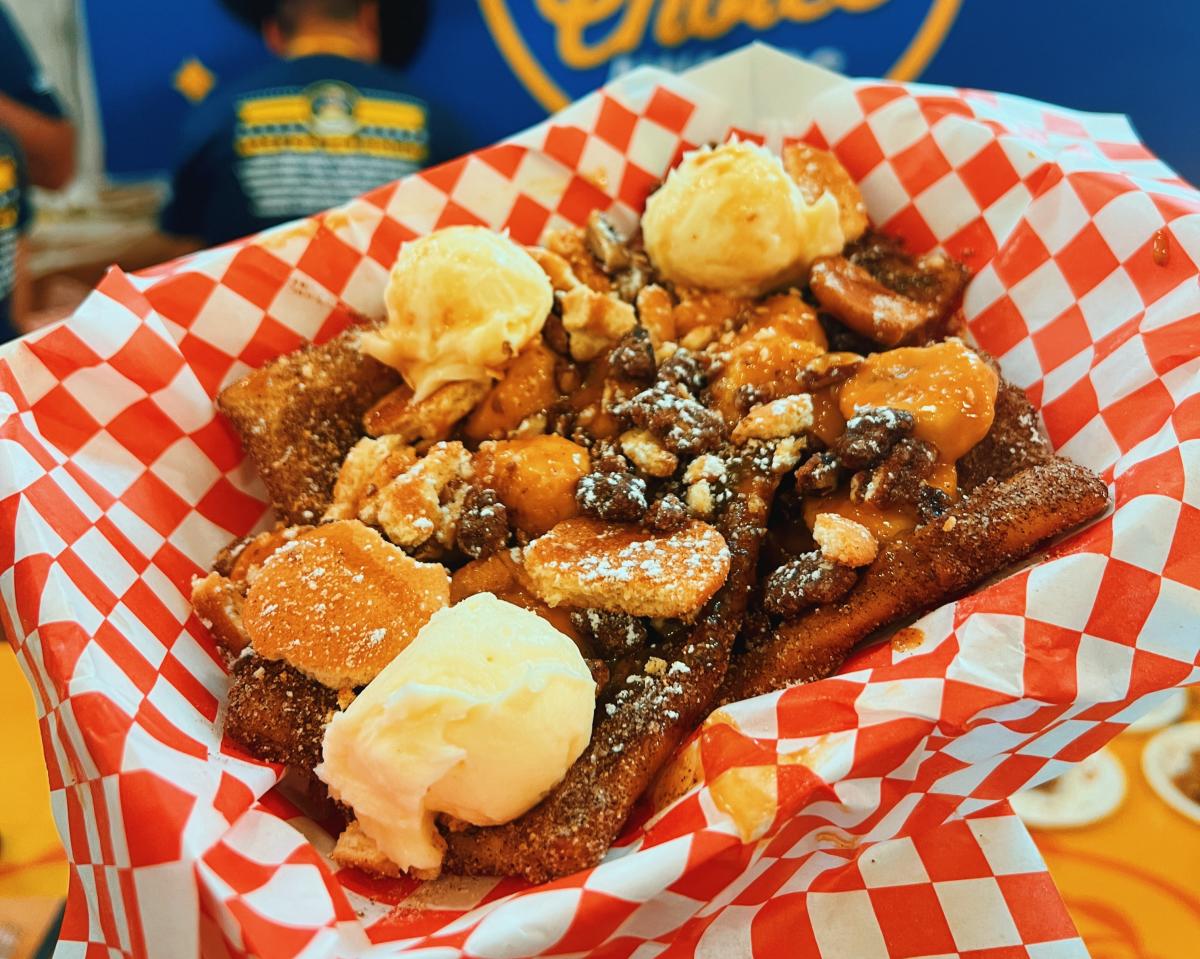 Big Tex Choice Awards Bourbon Banana Caramel Sopapillas