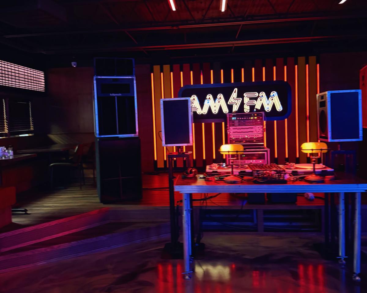 DJ set up at AM/PM