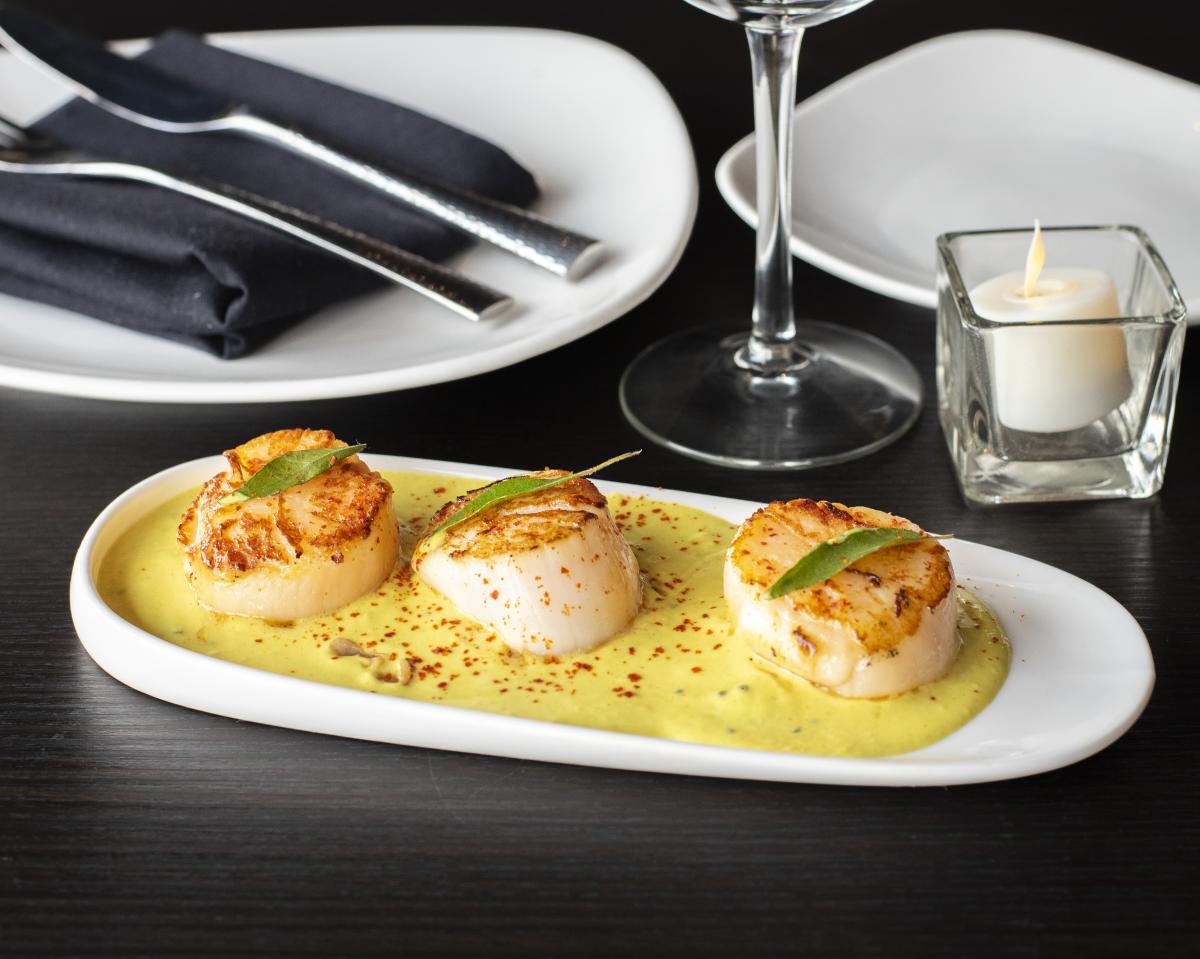 Moksha Indian Brasserie Scallops Moilee