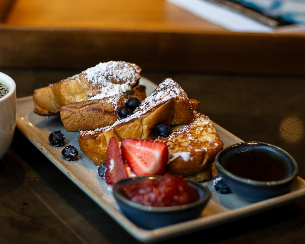 Scarlet Hotel Brunch
