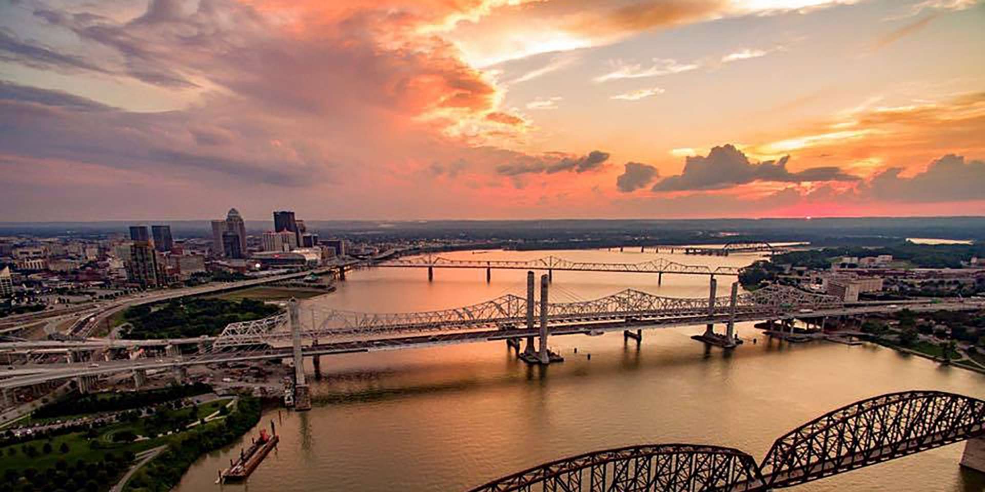 The Sunny Side of Louisville Hot Air Balloon began its 2017 Farewell