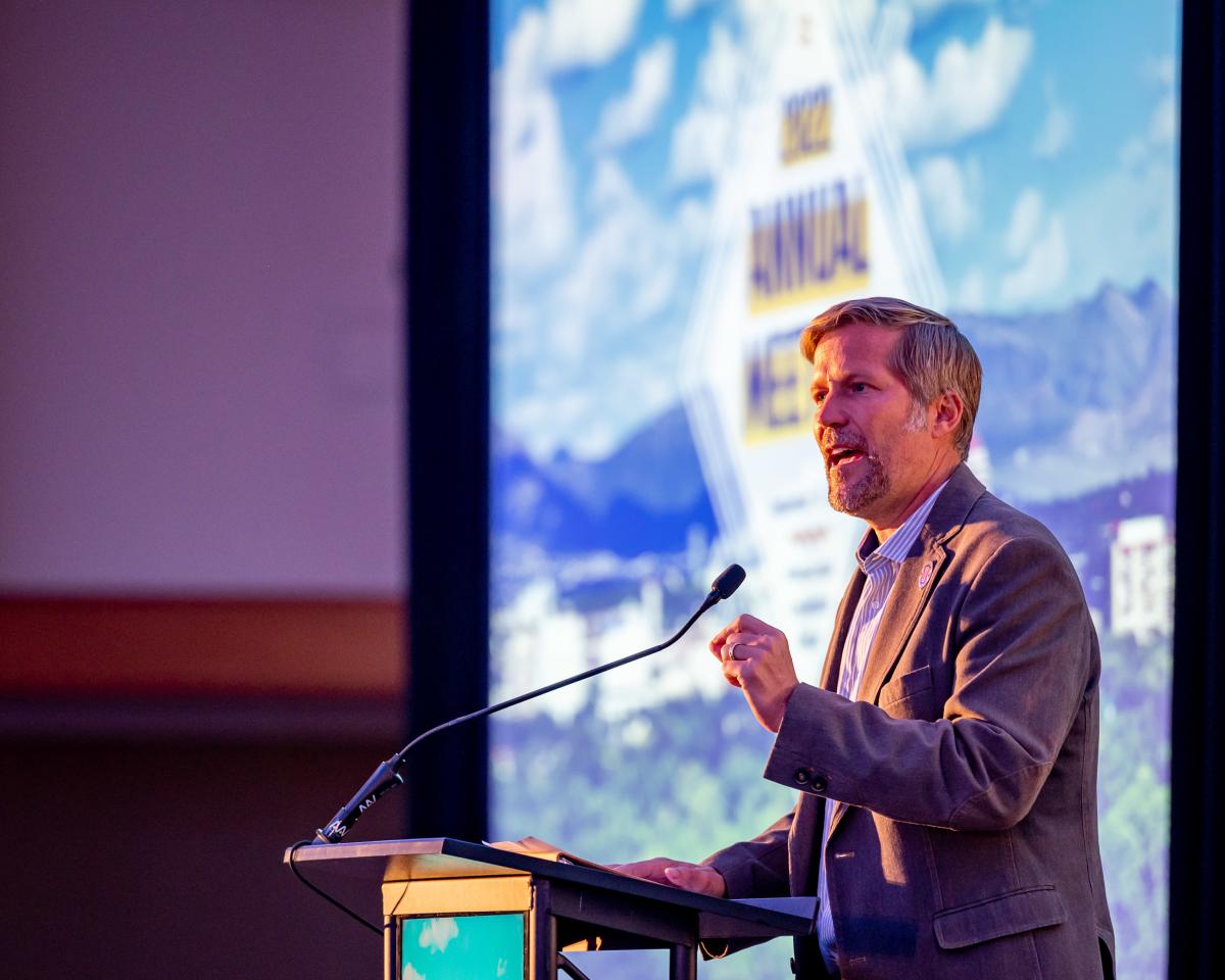 Mayor Keller at 2022 Visit Albuquerque Annual Meeting