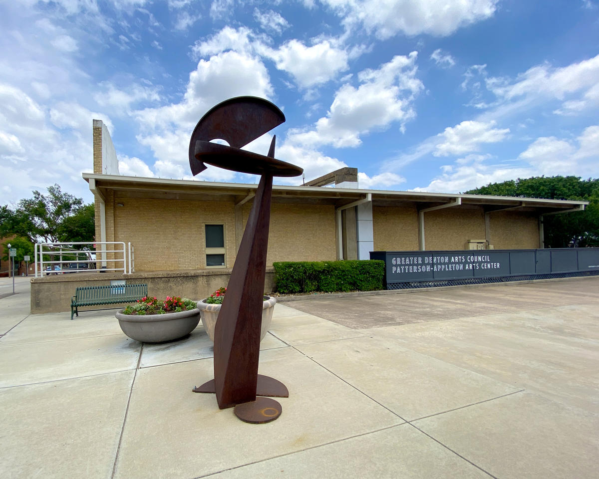 A metal sculpture outside of the Patterson-Appleton Arts Center