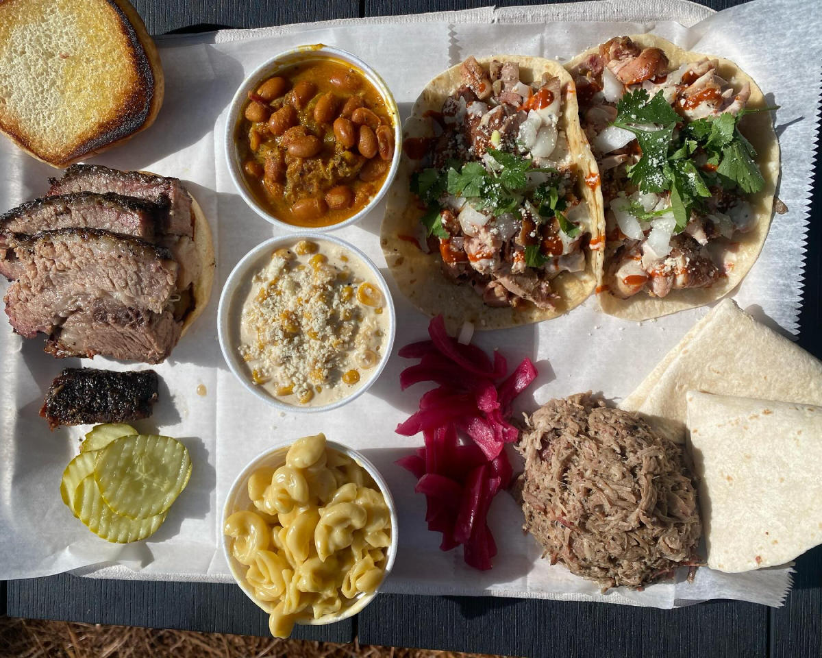 Barbecue meal from Hootenannys