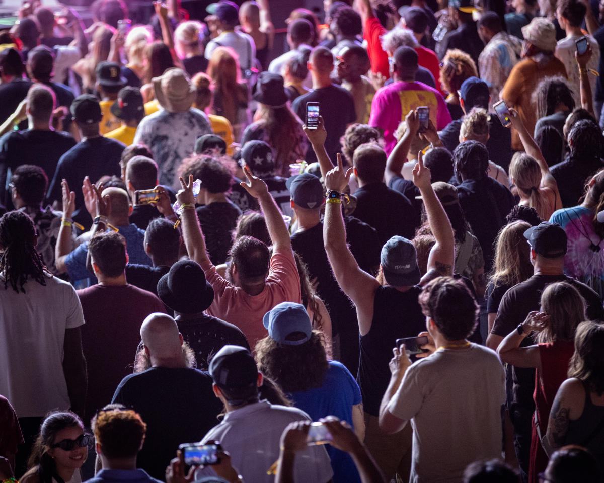 Crowd cheers during music festival in Wichita, KS