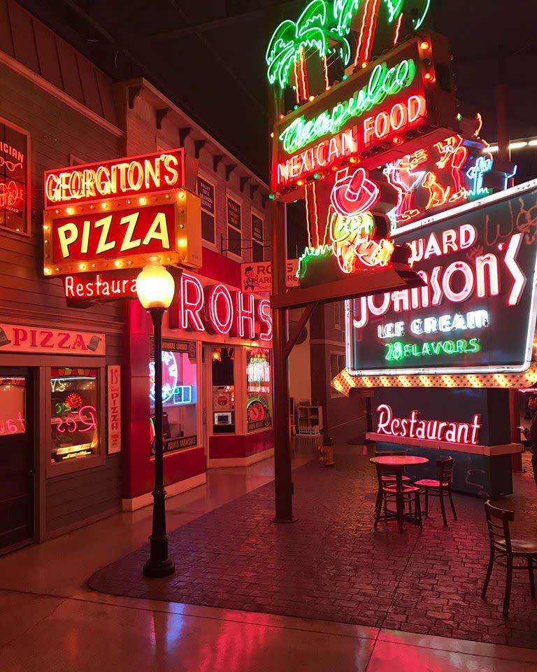 american sign museum interior