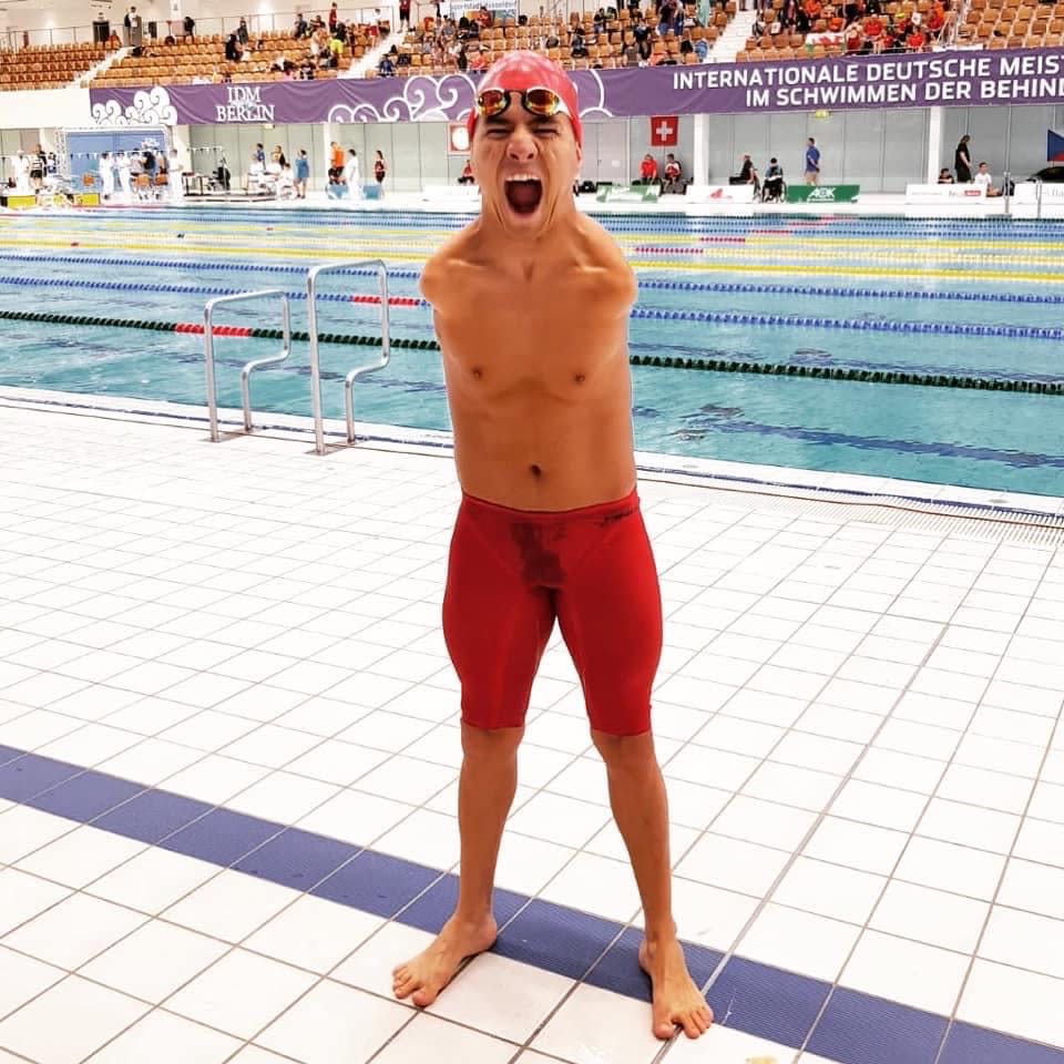 Abbas Karimi- Swimming