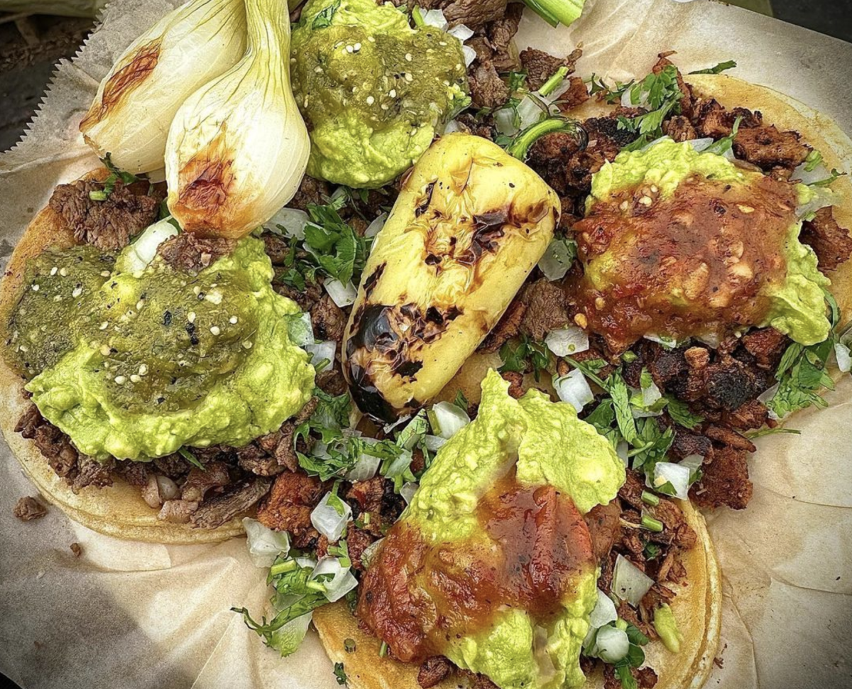 Tacos Los Cholos