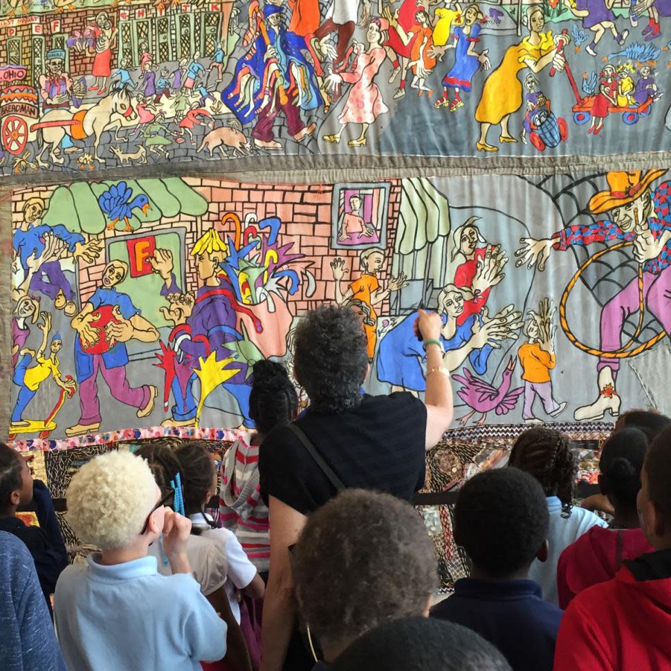 People admiring works of art at the National Underground Railroad Freedom Center (photo: National Underground Railroad Freedom Center)