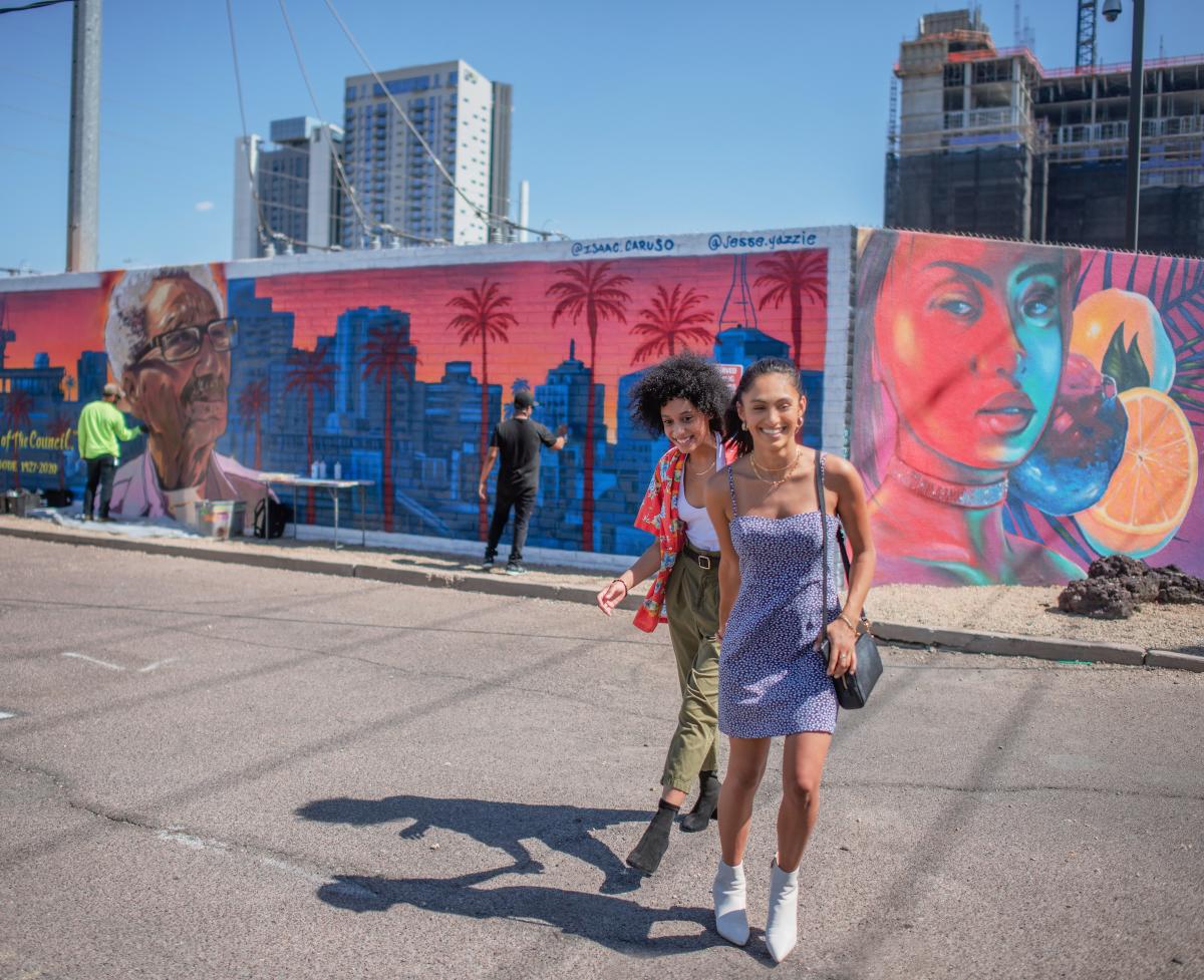 Couple by Roosevelt Row Mural