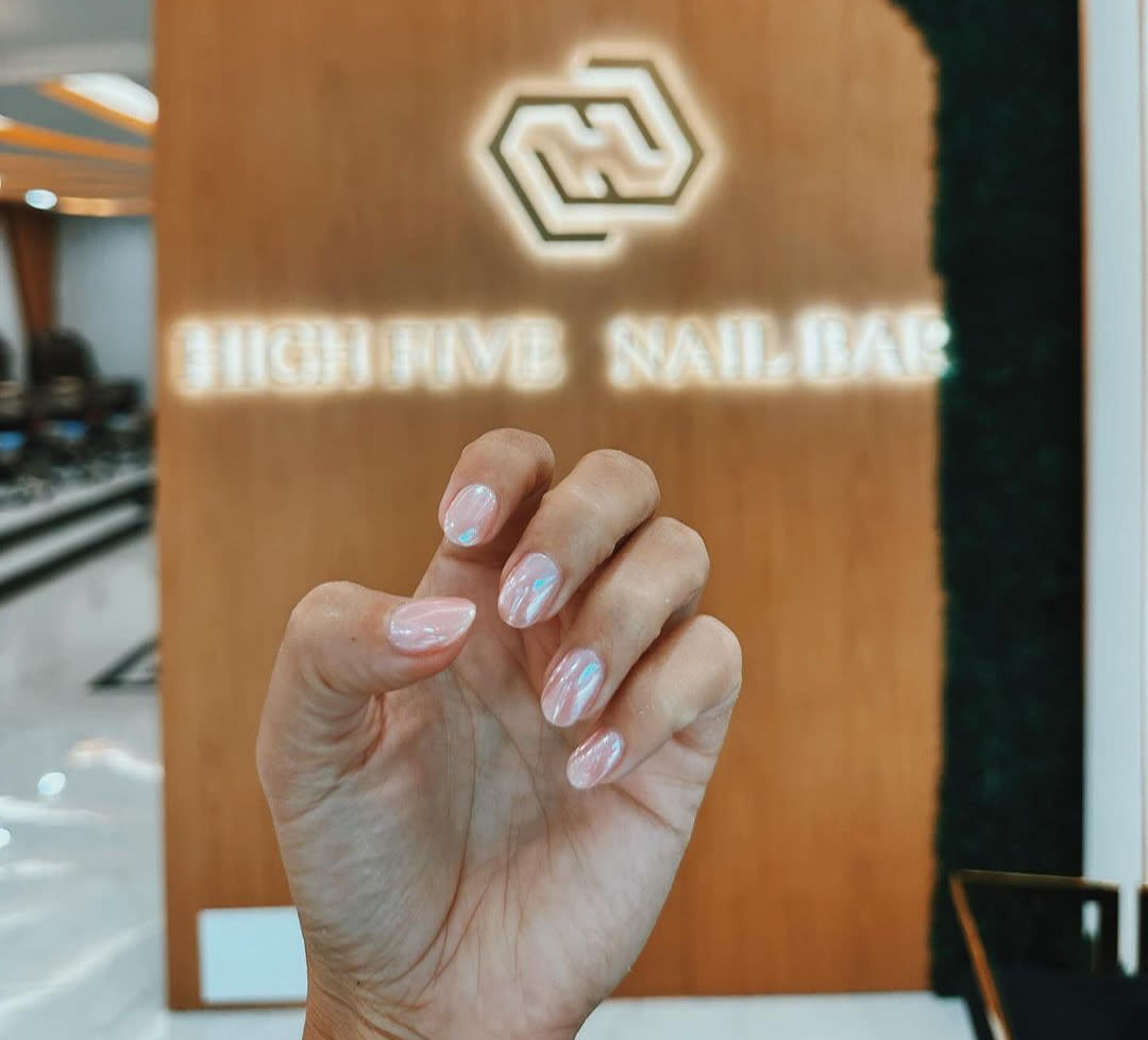 High Five Nail Bar