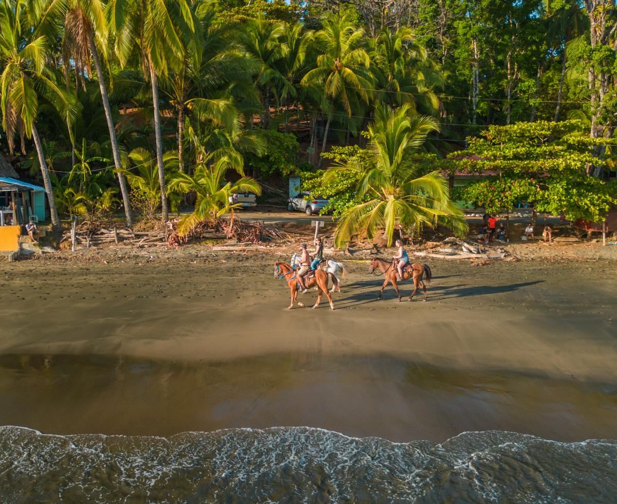Horseriding-at-Playa-Santa-Catalina-Veraguas-Province-Panamá