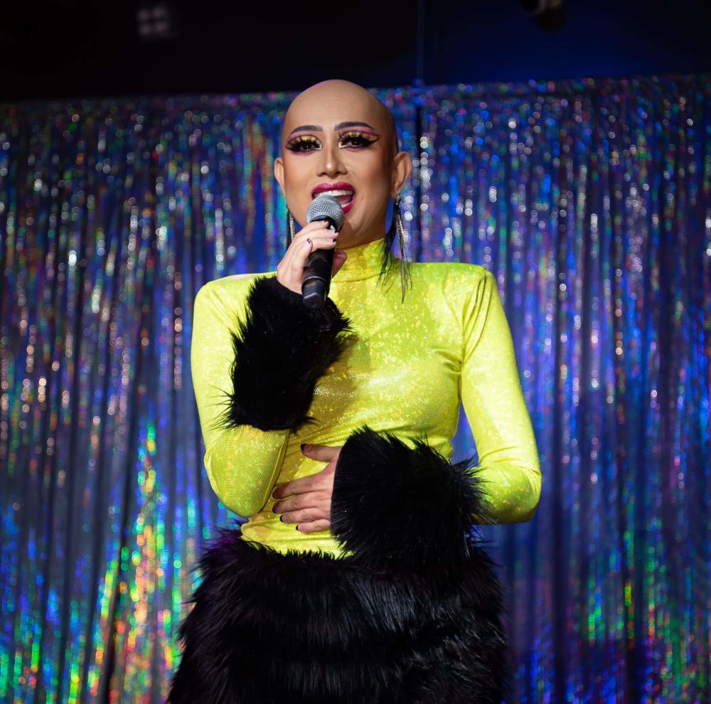 drag queen Ongina at chill