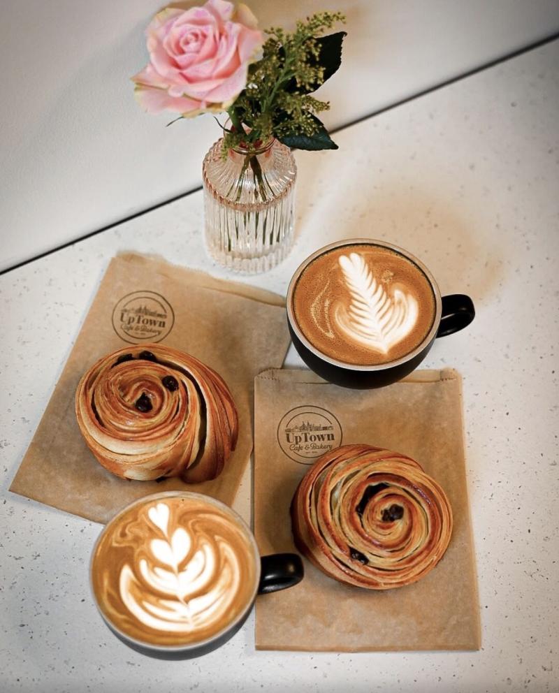 coffee & pastries