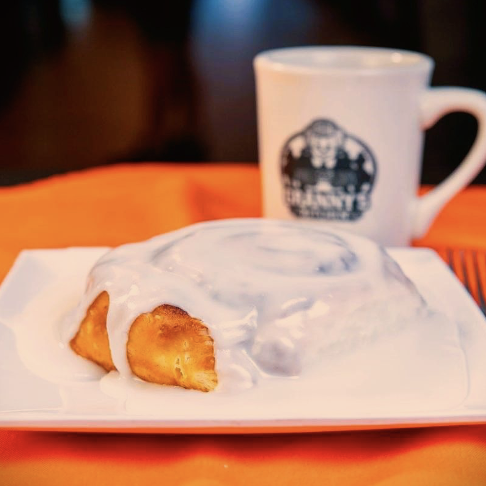 Granny's Kitchen Cinnamon Roll