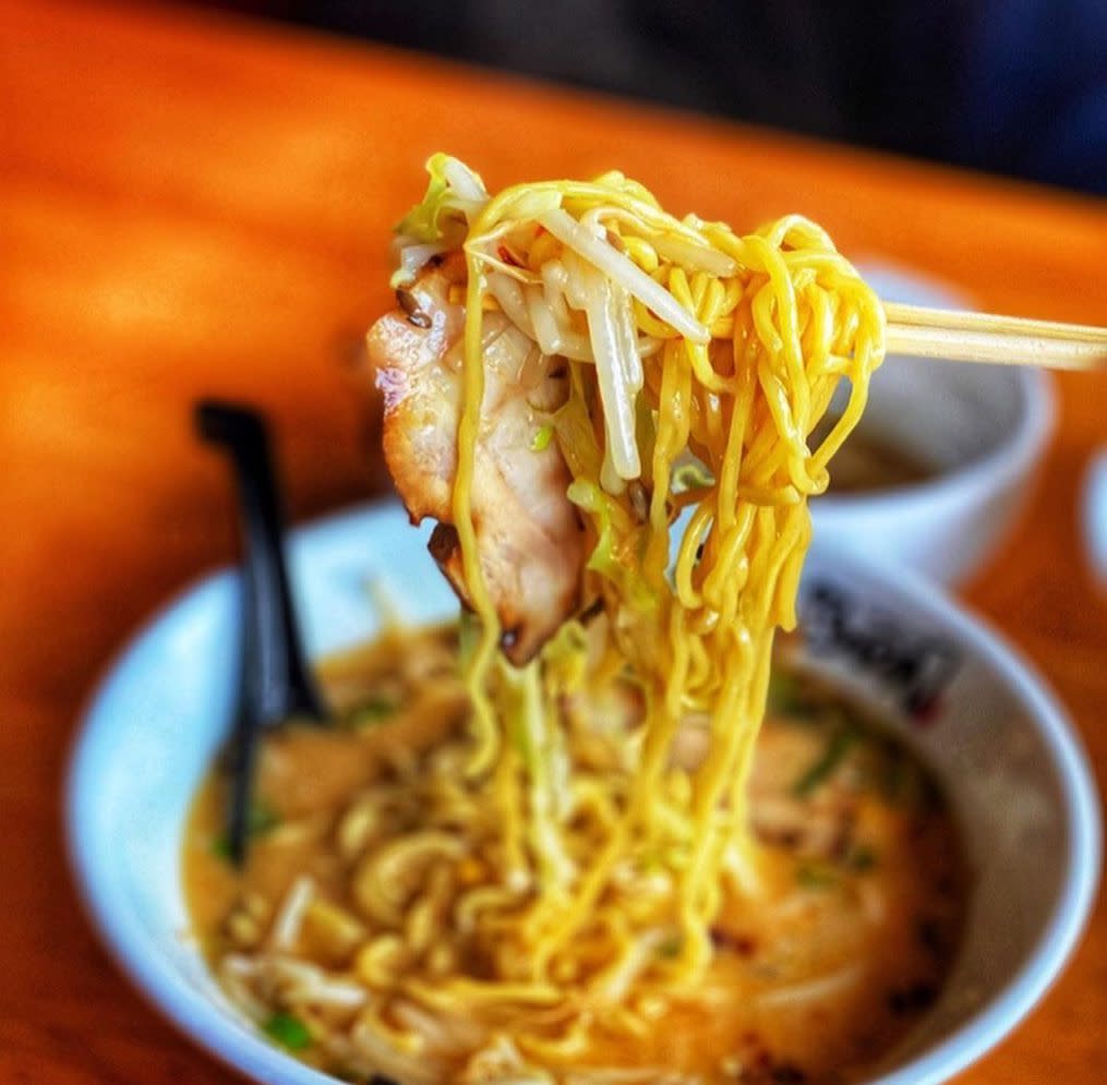 Zabon Ramen & Rolls