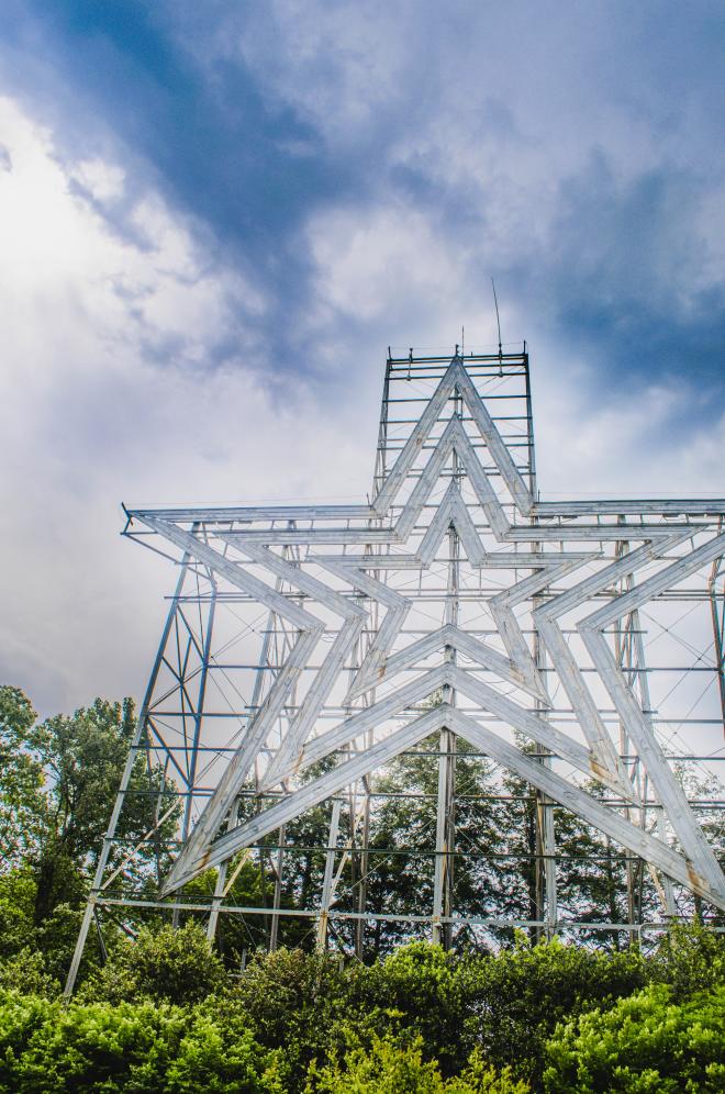 Roanoke Star - Mill Mountain