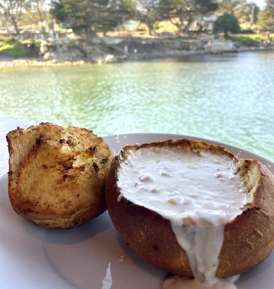 Old Fisherman's Grotto Clam Chowder