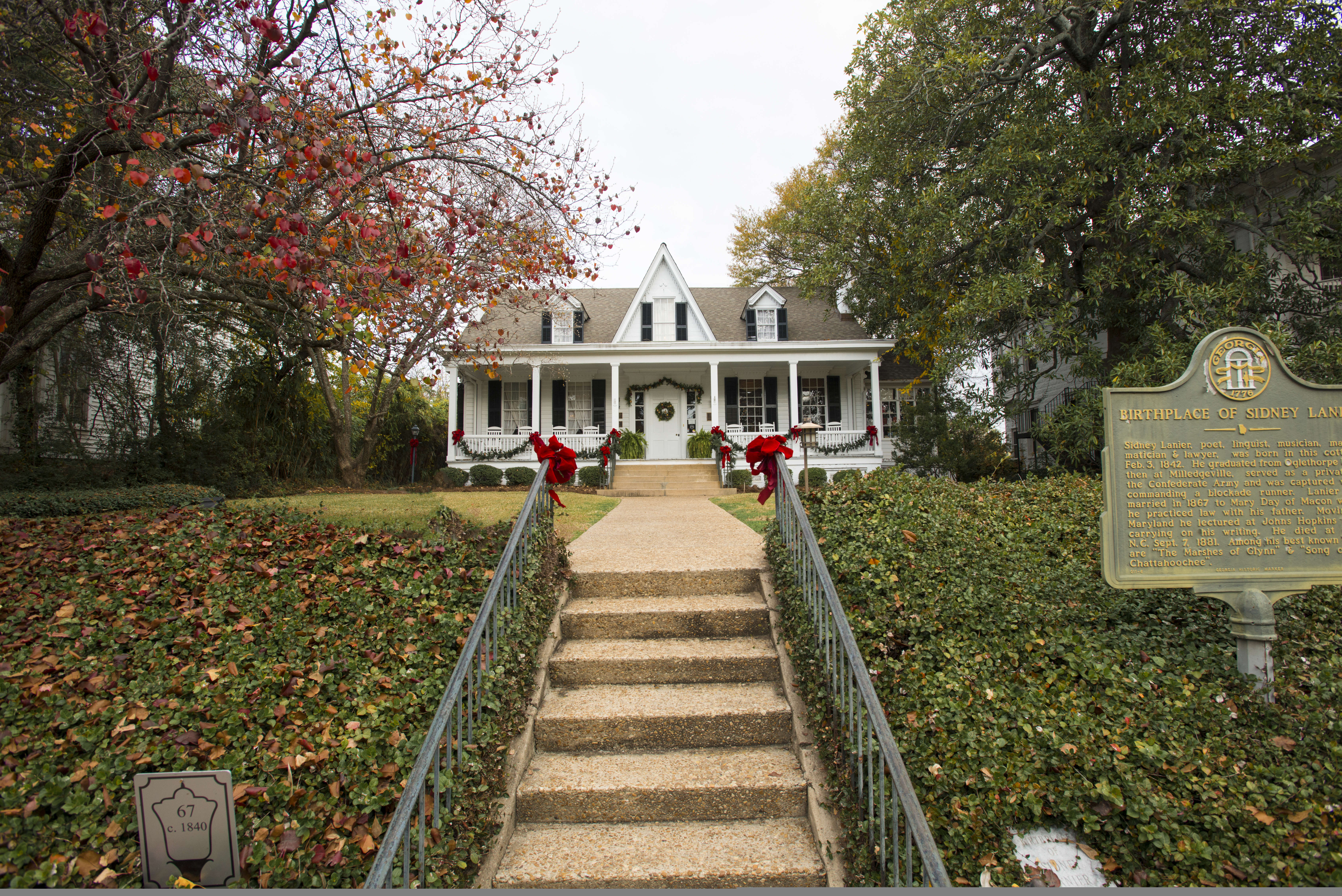 A Cozy Cottage Christmas