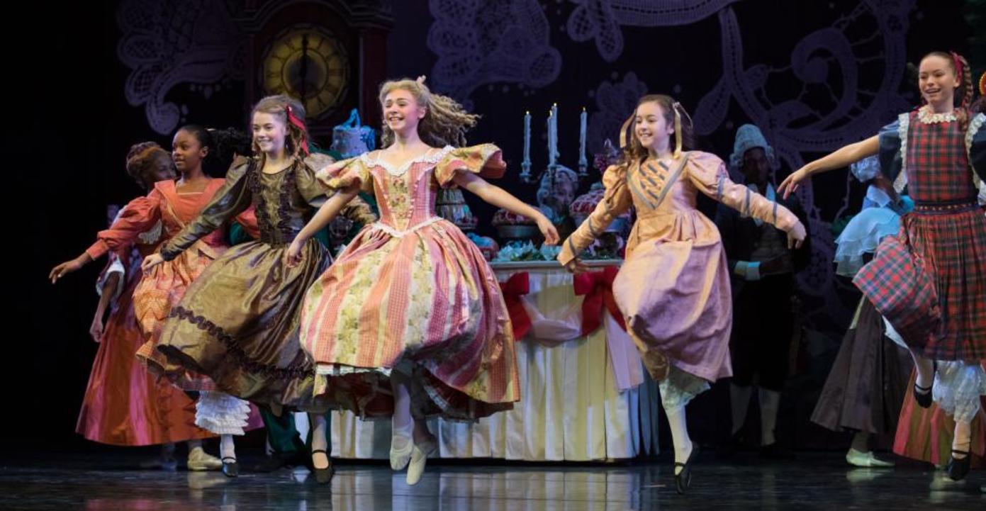 "Frisch's Presents The Nutcracker" Cincinnati Ballet (photo: Peter Mueller)