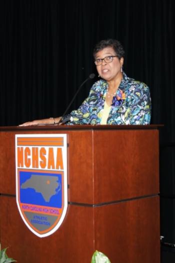 Que Tucker - NCHSAA