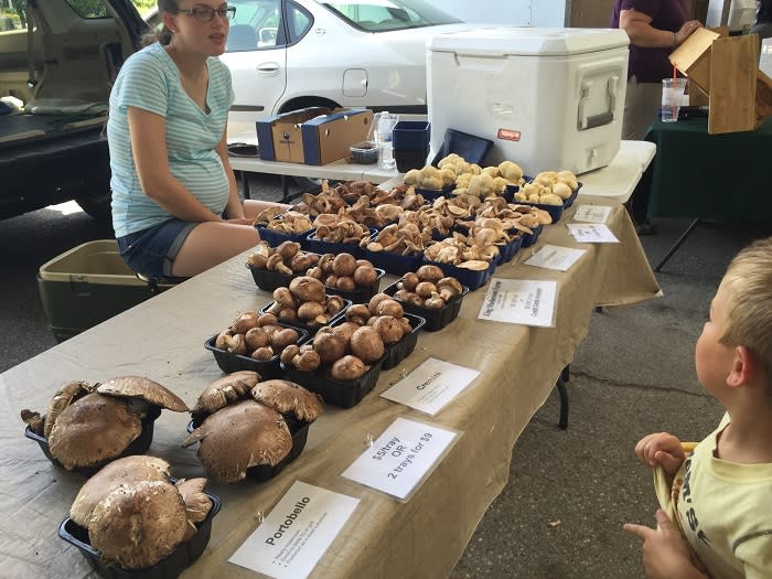 Annapolis Freshfarms Farmers Market, a Local Sunday Morning Tradition (3)