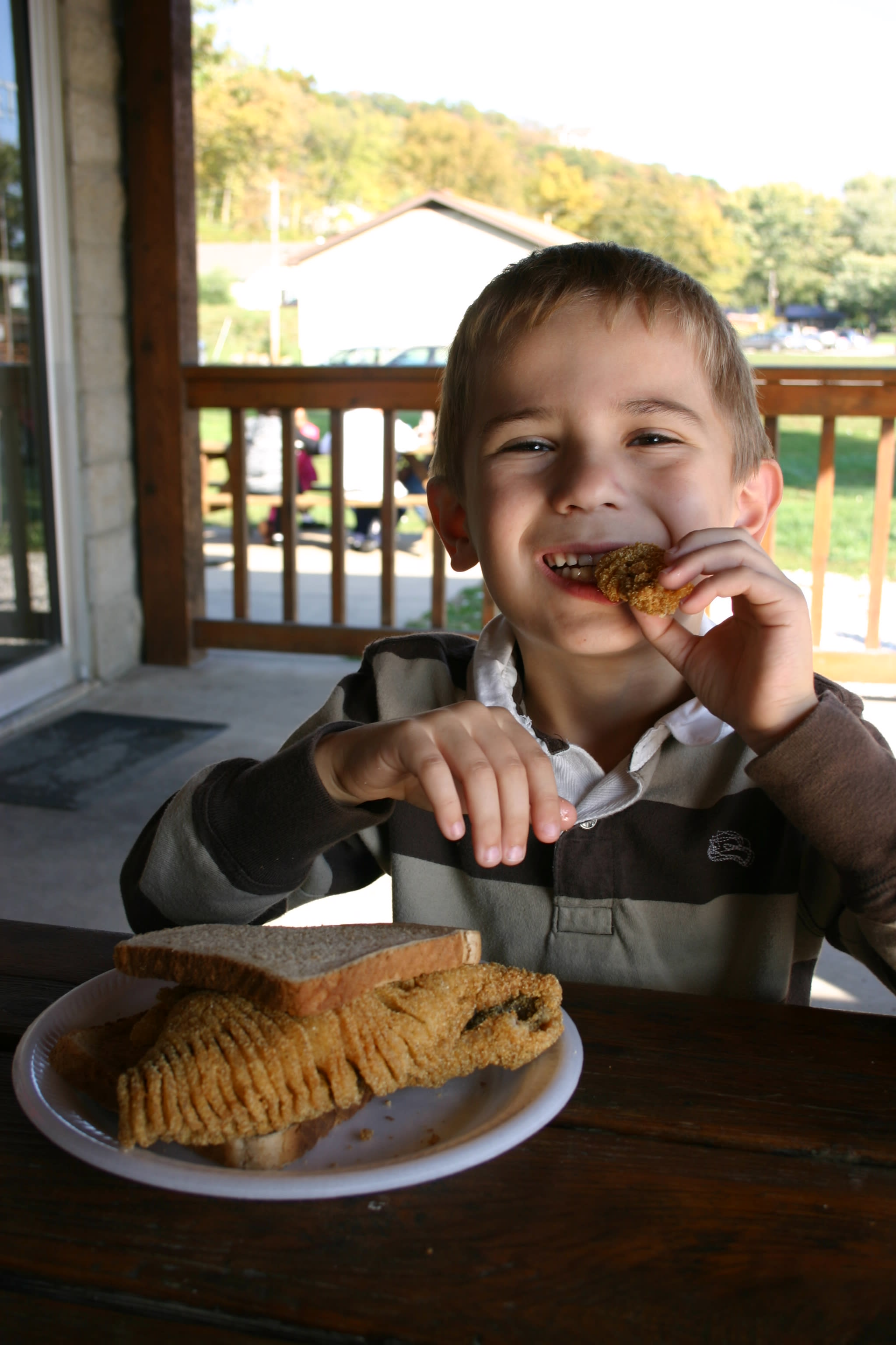 Best Fish Sandwiches in Illinois