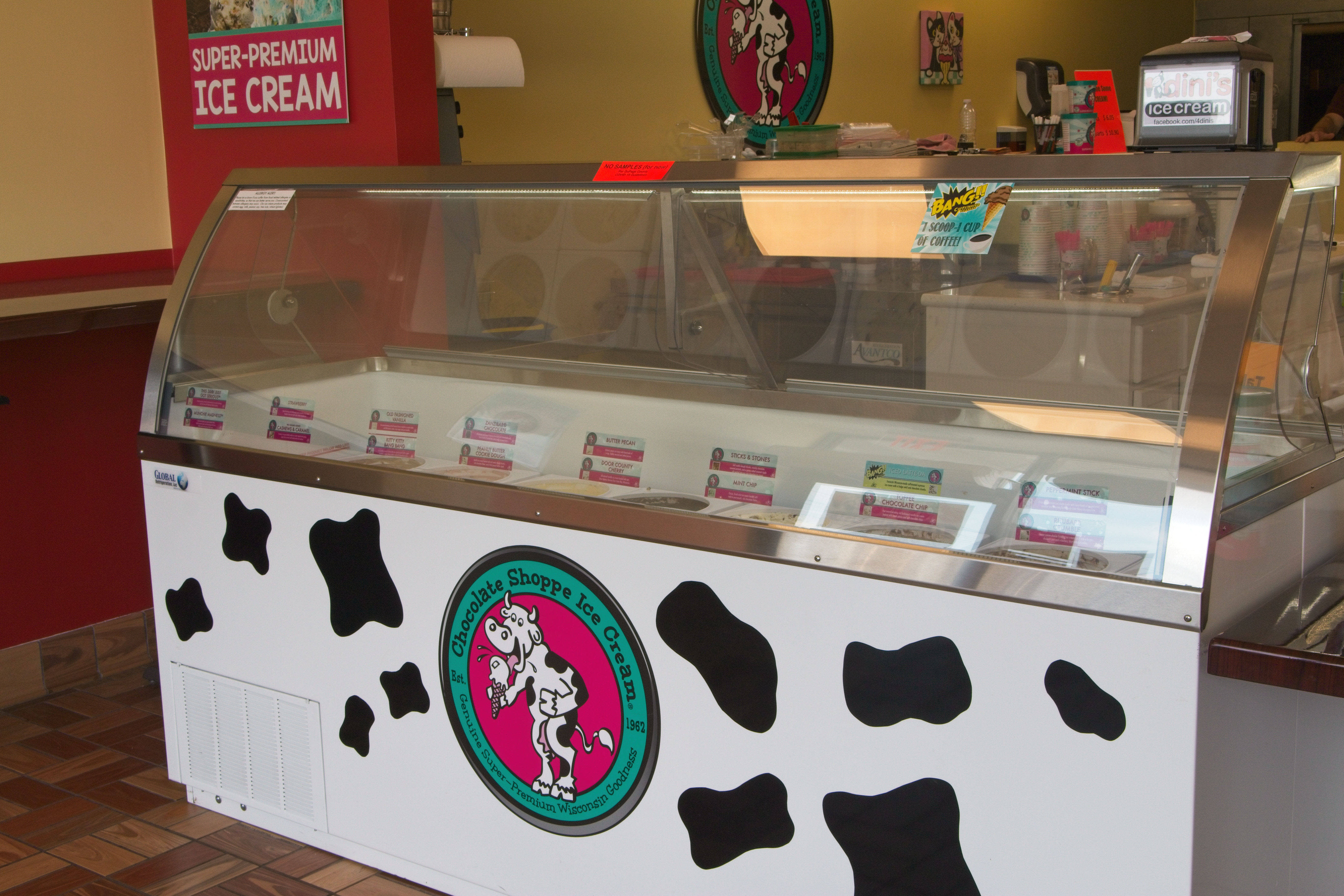 Dini's in Roselle, IL - Chicagoland Ice Cream Shops