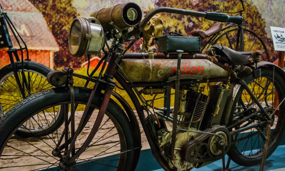 Early motorcycle at Glenn Curtiss Museum photo courtesy of Kenin Bassart