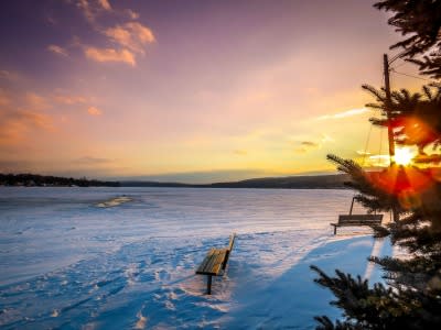 Icy Keuka Sunrise. Photo courtesy Jeremey Henries Photography. Icy Keuka Sunrise. Photo courtesy Jeremey Henries Photography.