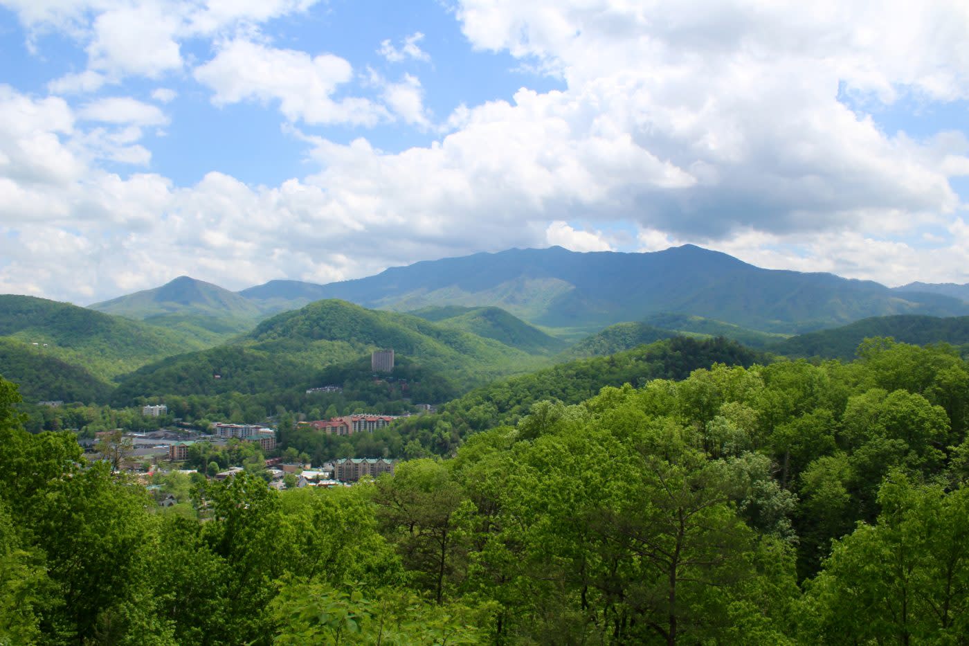 Gatlinburg in Spring Guide Smokies, Festivals & Restaurants