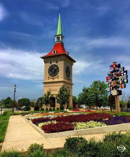 Muensterberg Plaza and Clock Tower, Roadside Attractions