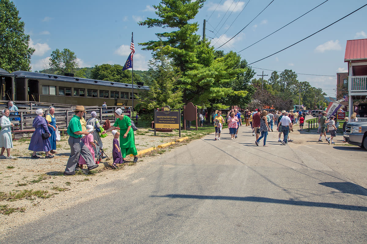 Passengers disembarking from the Valley Flyer