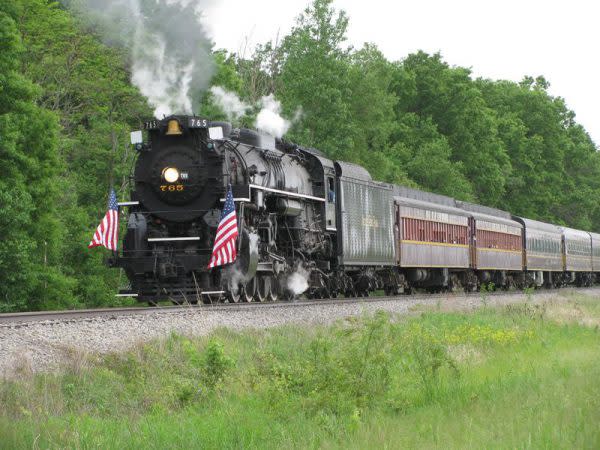 Hoosier Valley Railroad Museum, The 20 IN 20