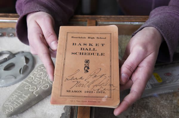 Roachdale Hardware