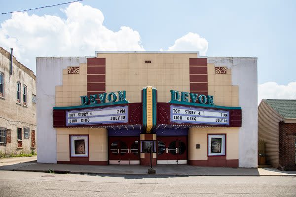 Devon Theatre in Attica, Indiana