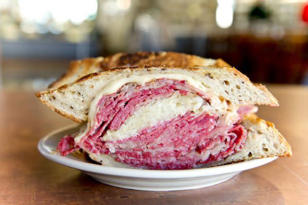 Shapiro's Delicatessen, Gameday at Lucas Oil Stadium