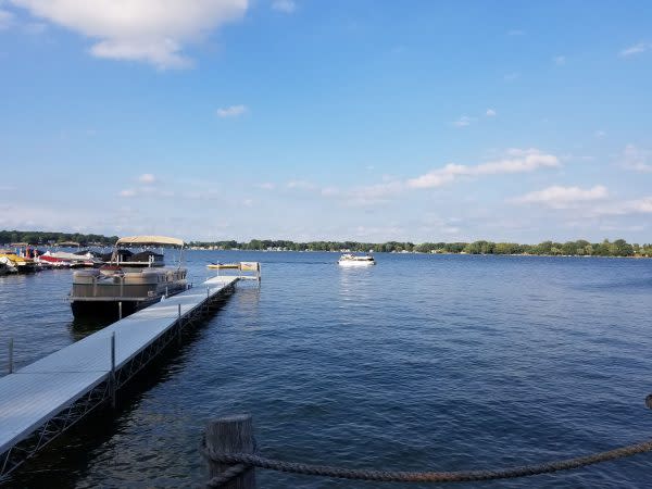crooked-lake-captains-cabin-angola-indiana-restaurant