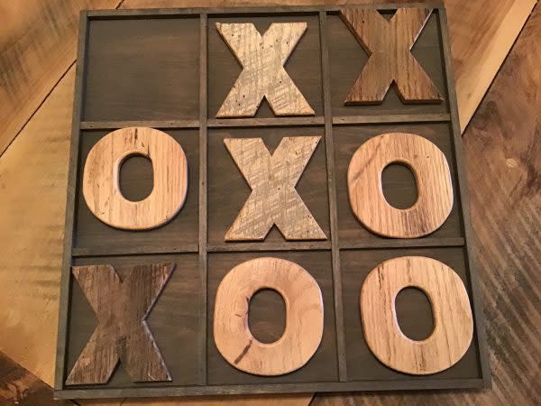 Forget-Me-Nots Tic Tac Toe Board