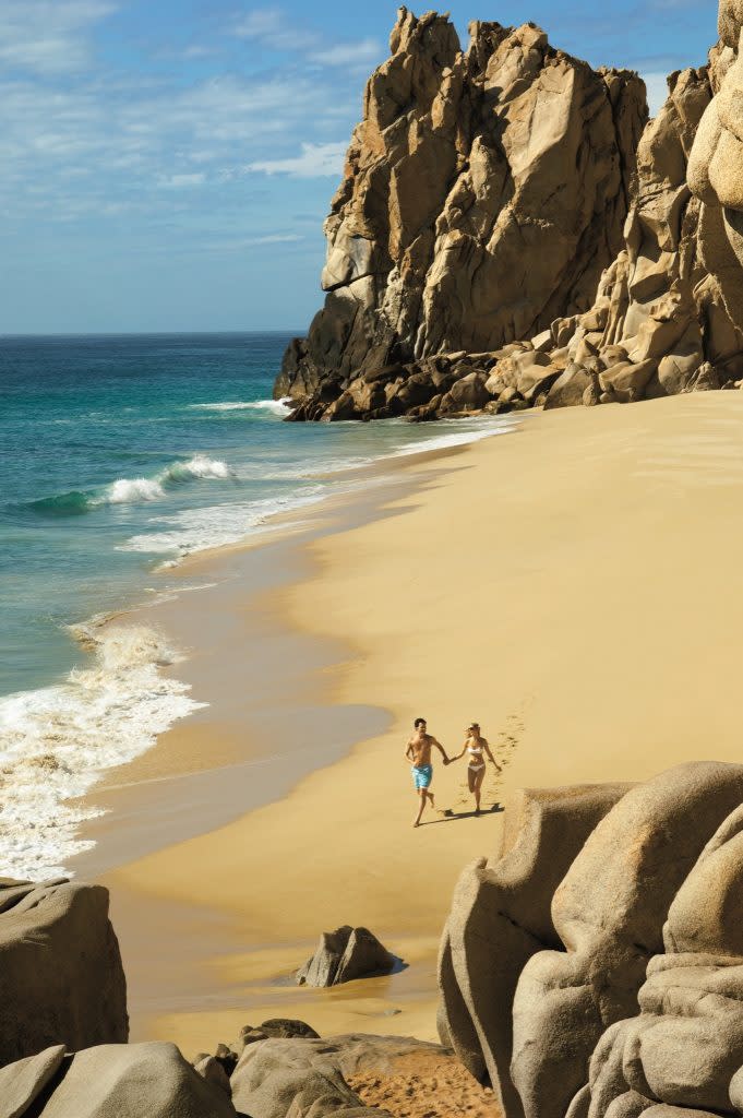 Desperados' Las Playas Resort in Cabo San Lucas: Here's where movie was  actually filmed