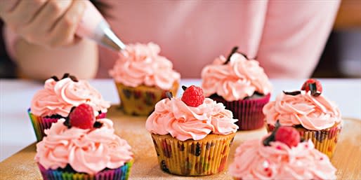 cupcake_decorating