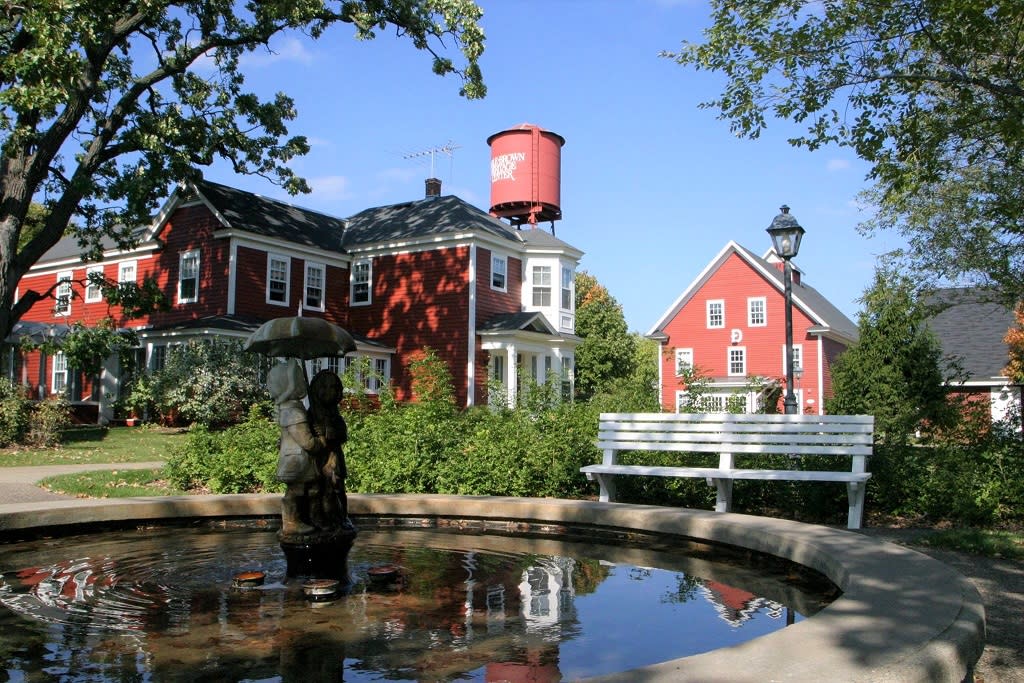 Earle Brown Heritage Center