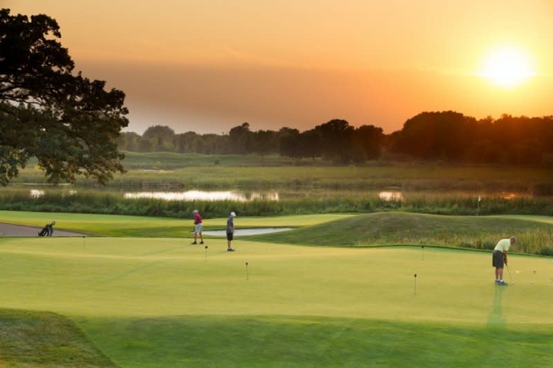 golf_sunset__wysiwyg