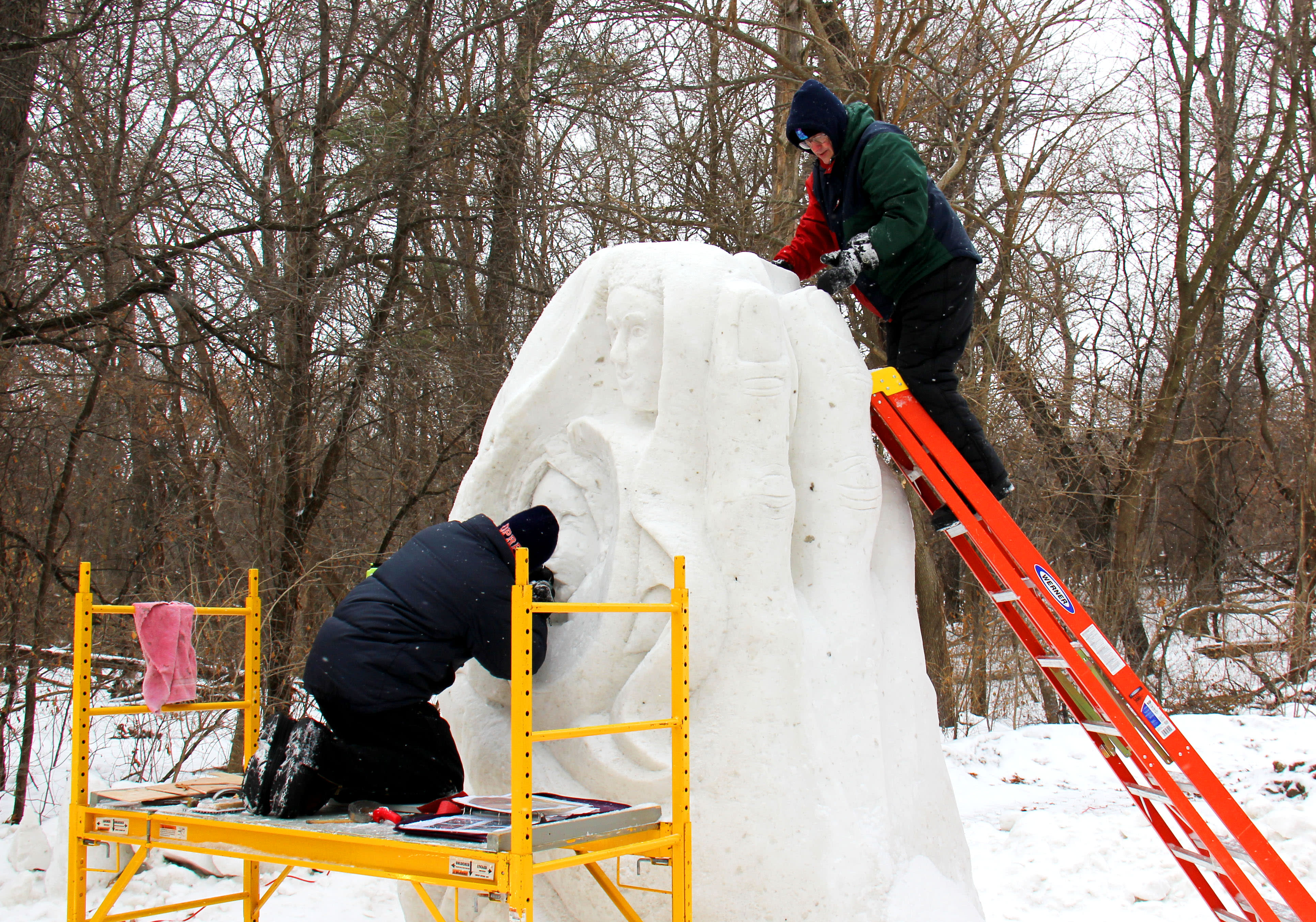 snow sculpting 2014
